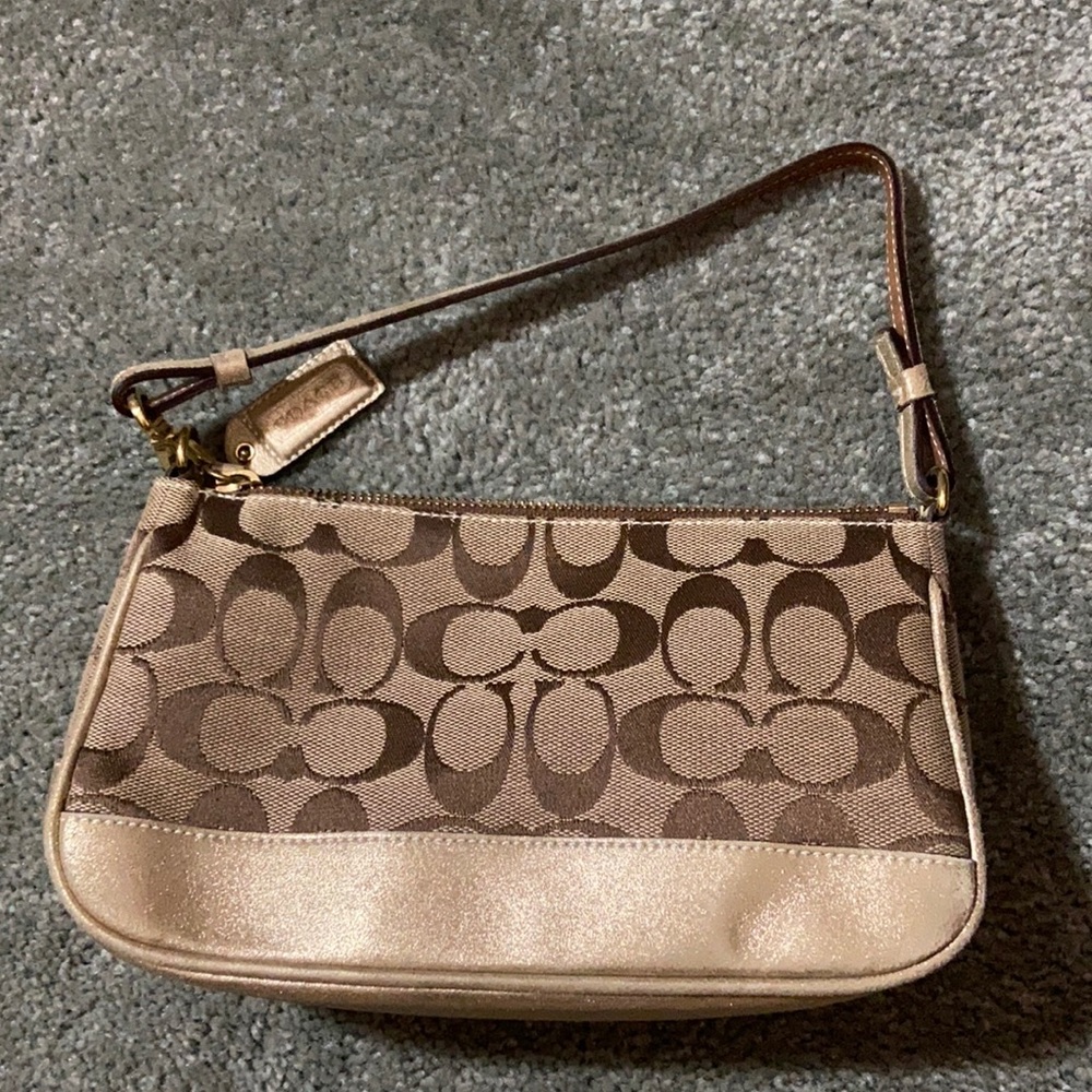 COACH wristlet/mini purse